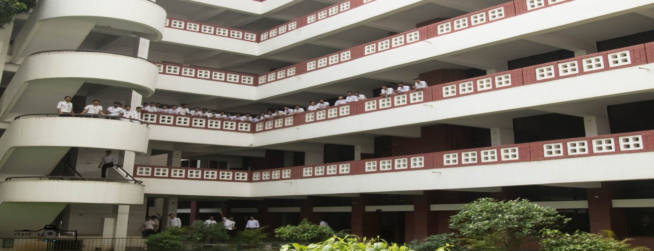 Ideal College, Dhanmondi
